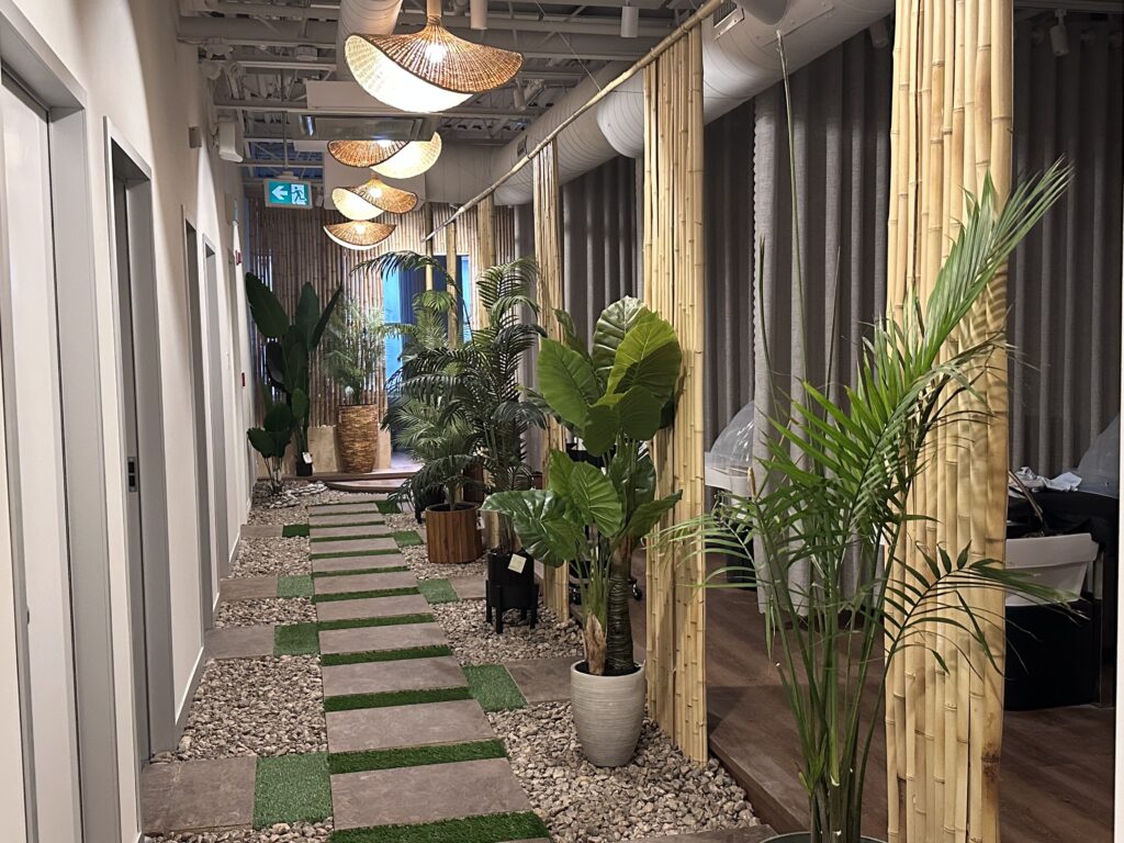 Japanese head spa treatment room at Unwind Spa, second floor above TO. Nails Touch on King Street West in downtown Toronto